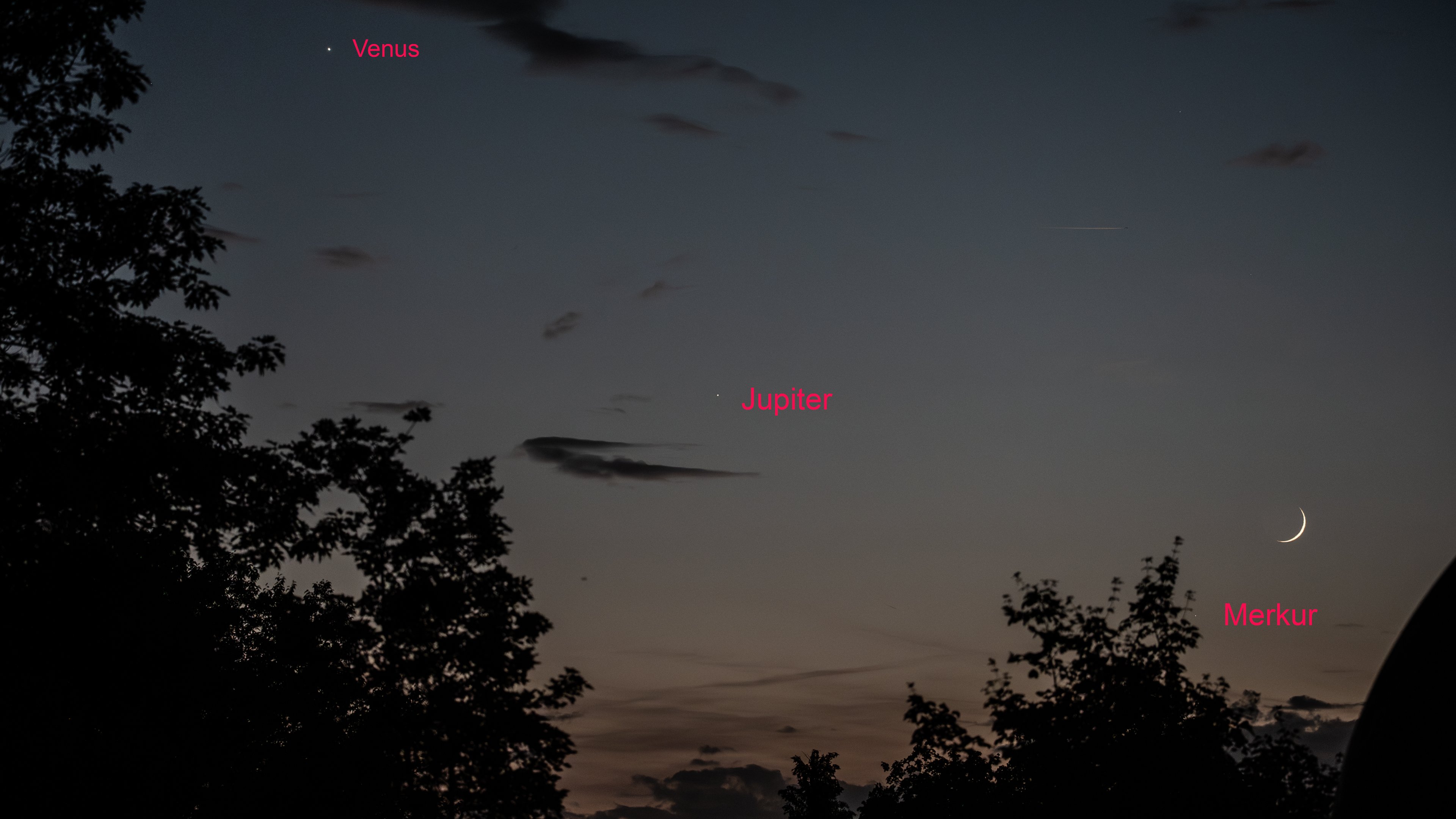 3 Planeten beim Mond