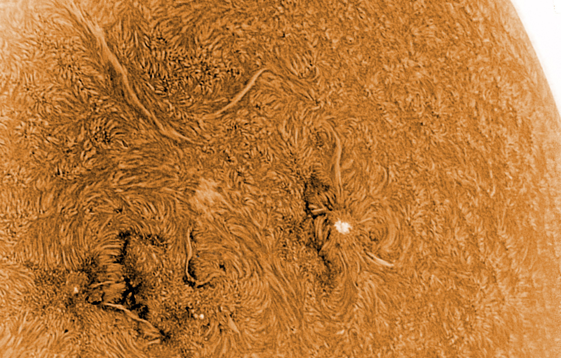 AR 13321 +13323  am 08-06-23 um 11-21 MESZ mit Bresser - PST und Bresser HD Kamera  Forum.jpg