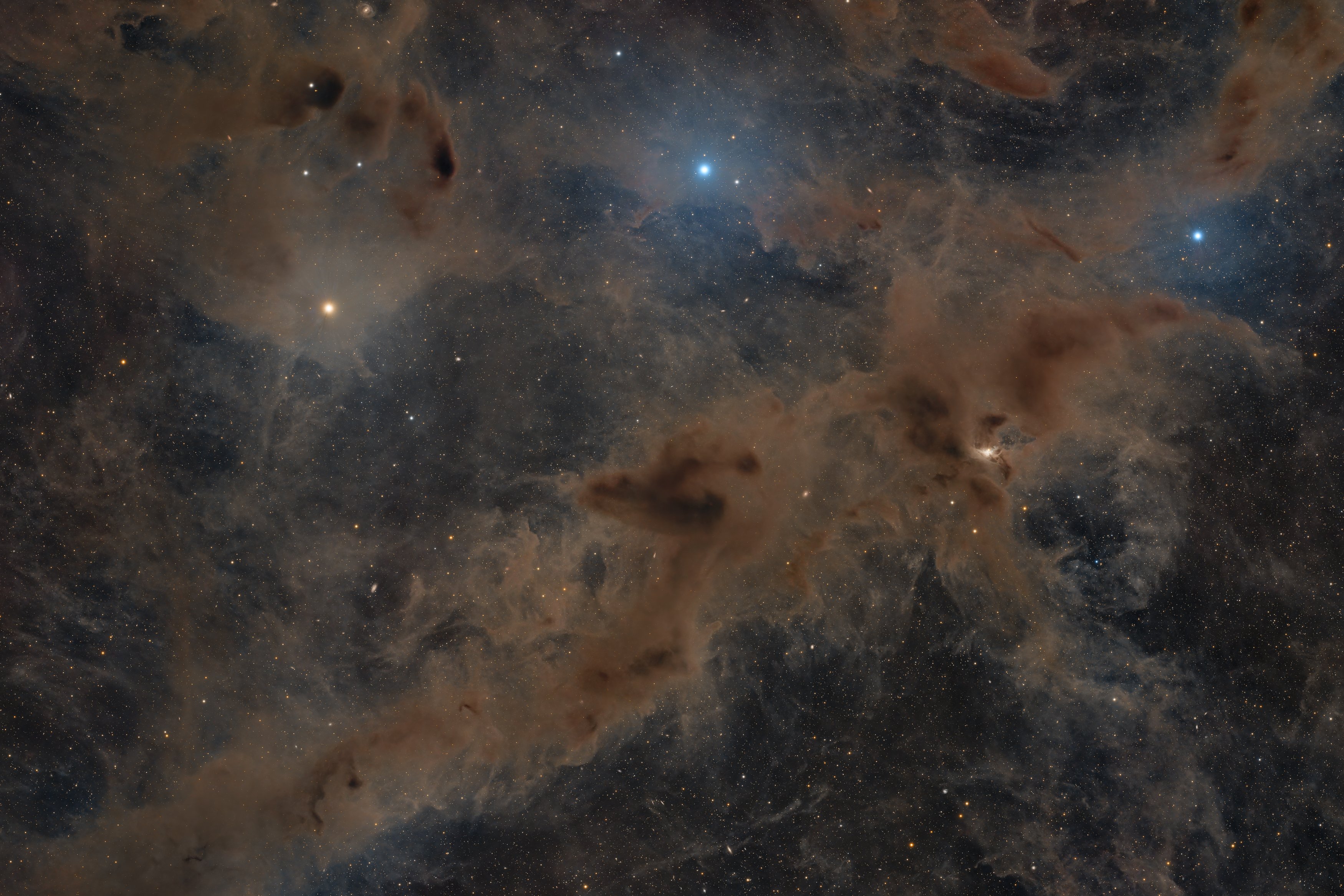 B228 - The Dark Wolf in Lupus