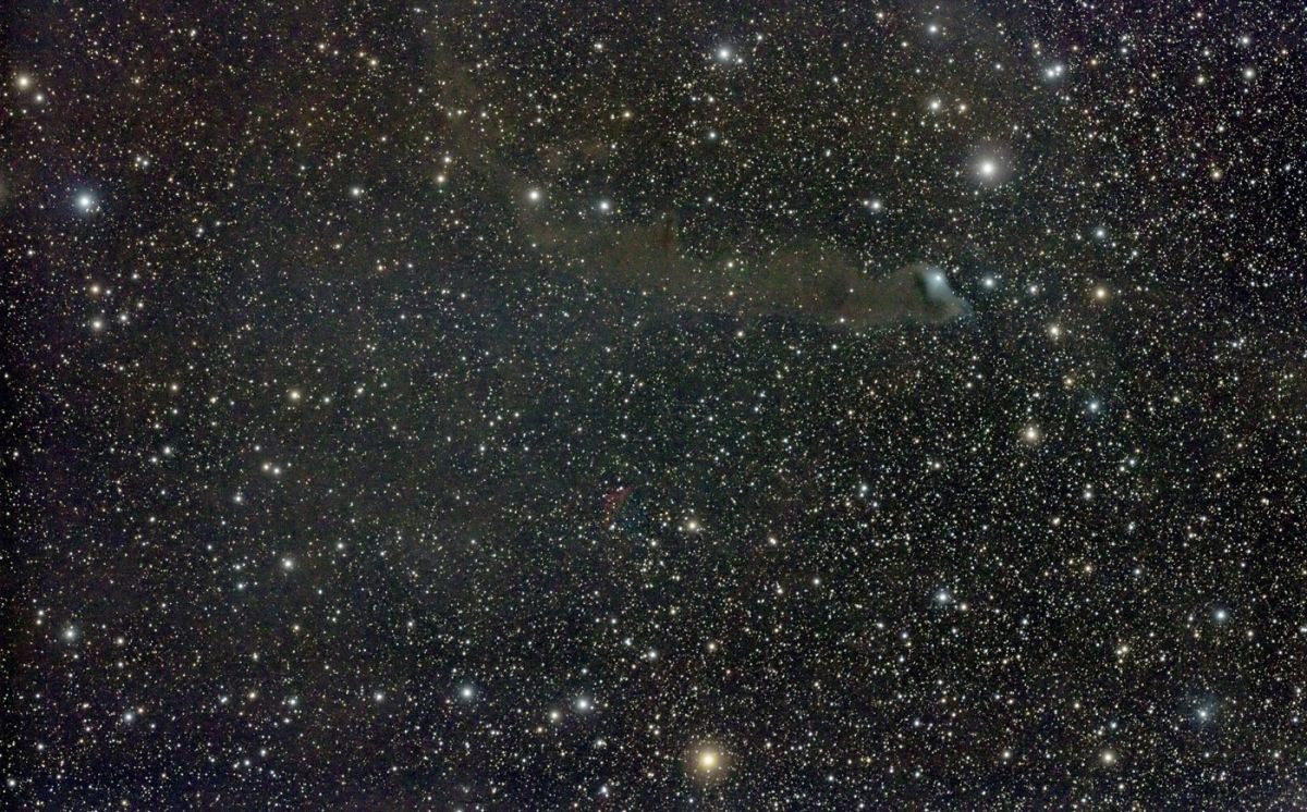 Barnard 175 mit planetarischem Nebel