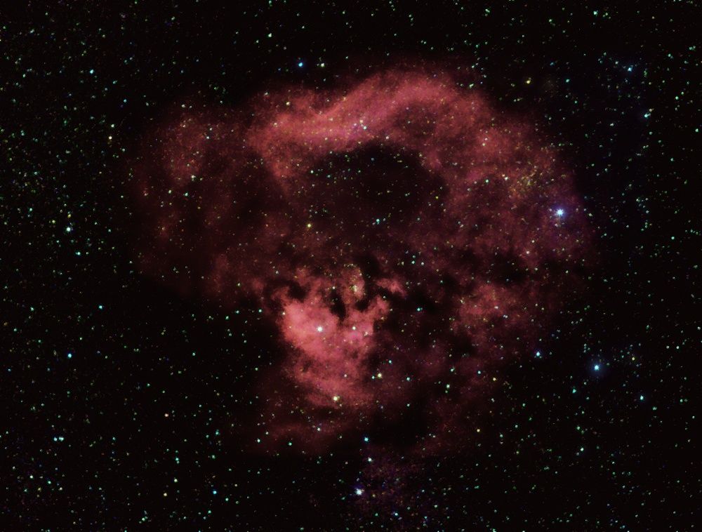 CED214_NGC7822