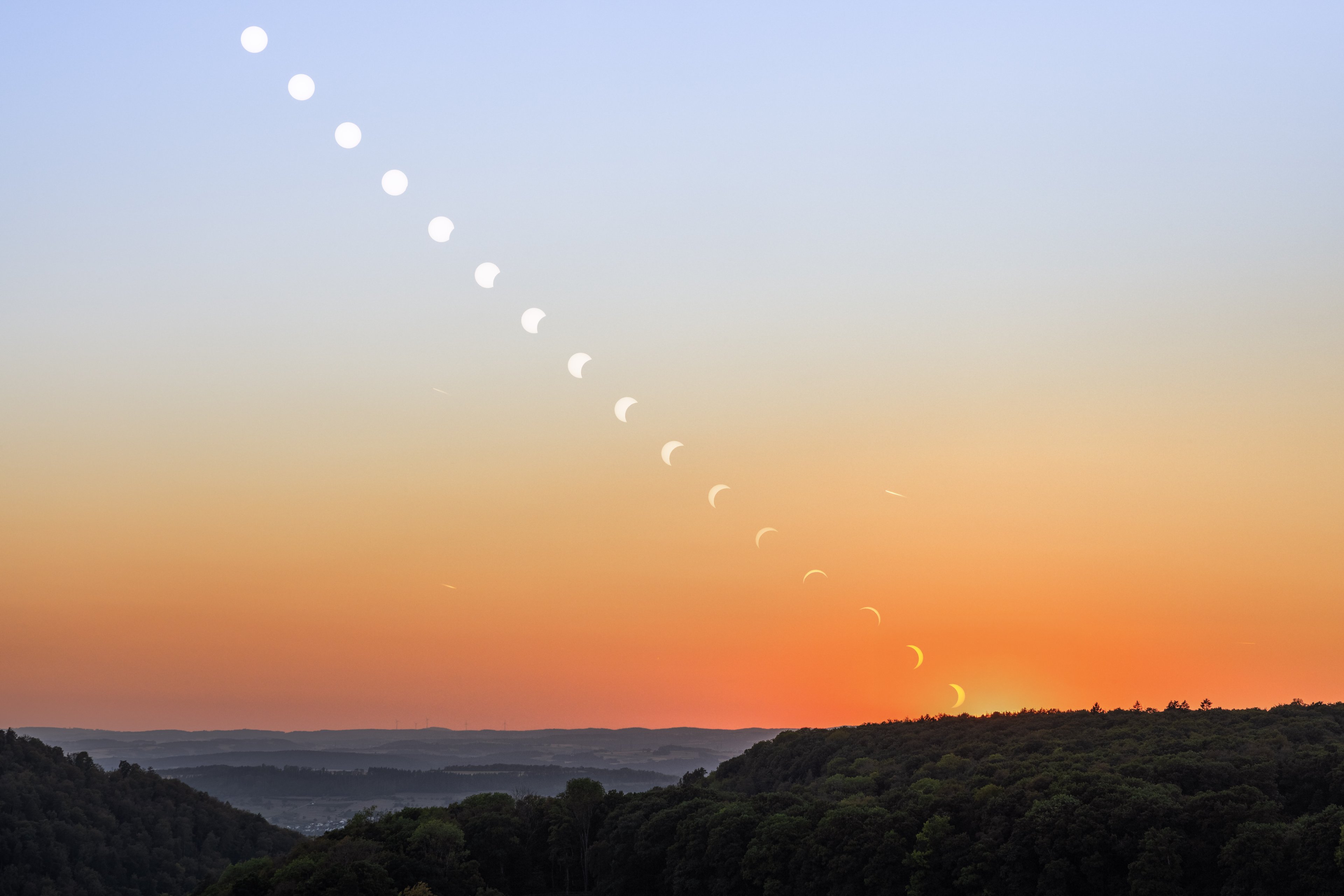 Der Verlauf der Sonnenfinsternis am 12. August 2026 aus Süddeutschland