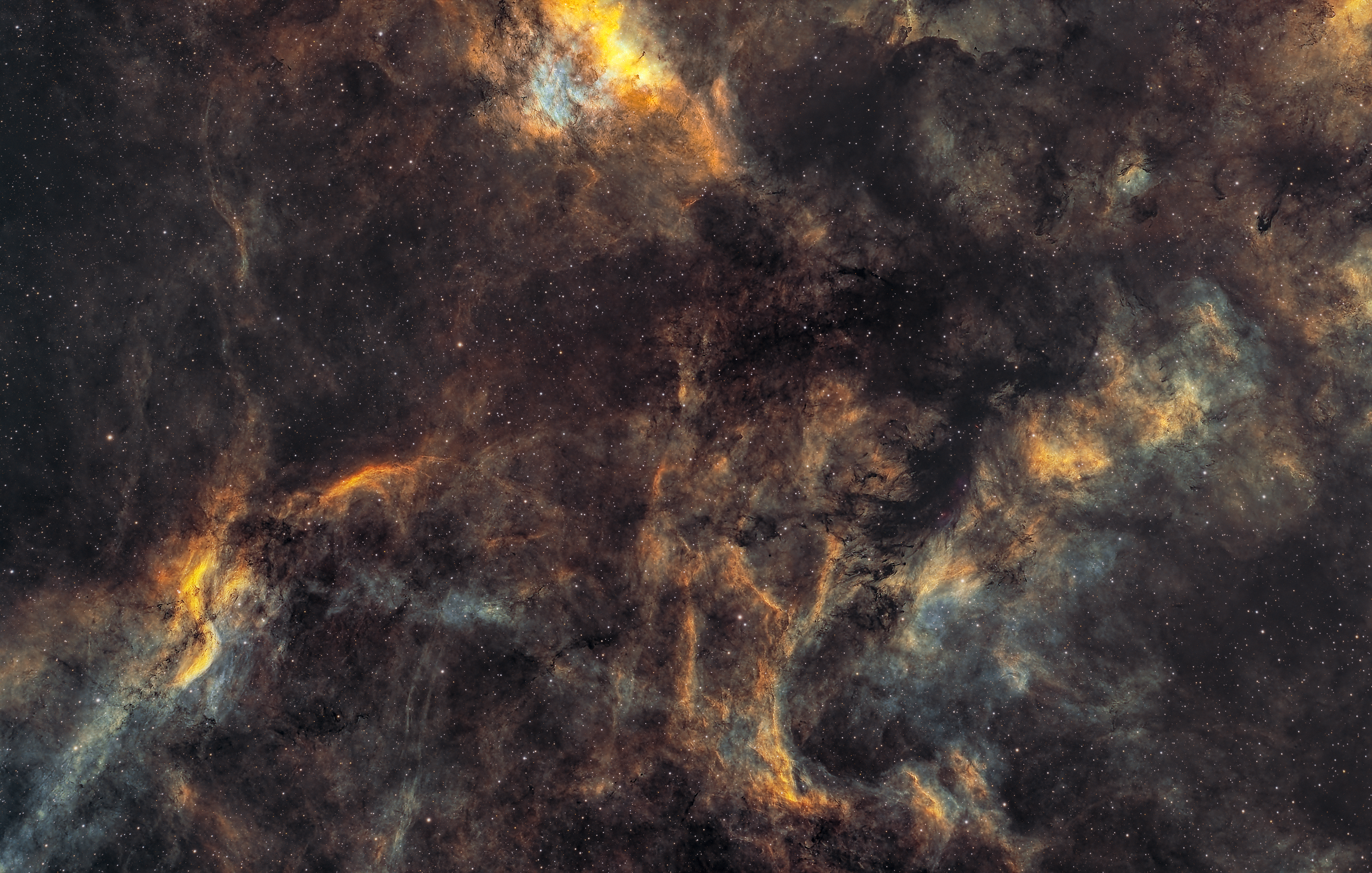 Drama im NGC 6914