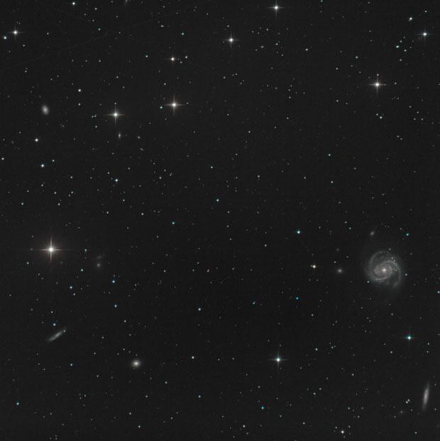 DSLR: M100