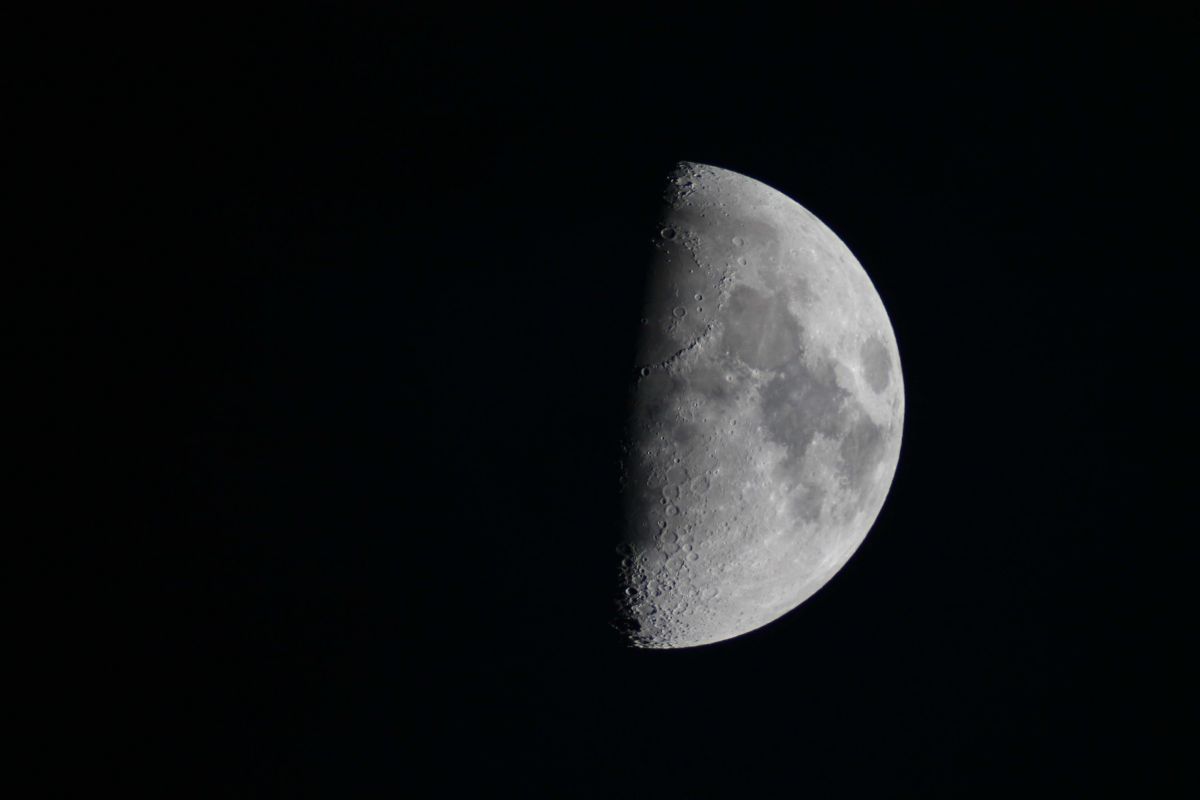 erster Mond 18.05. 13