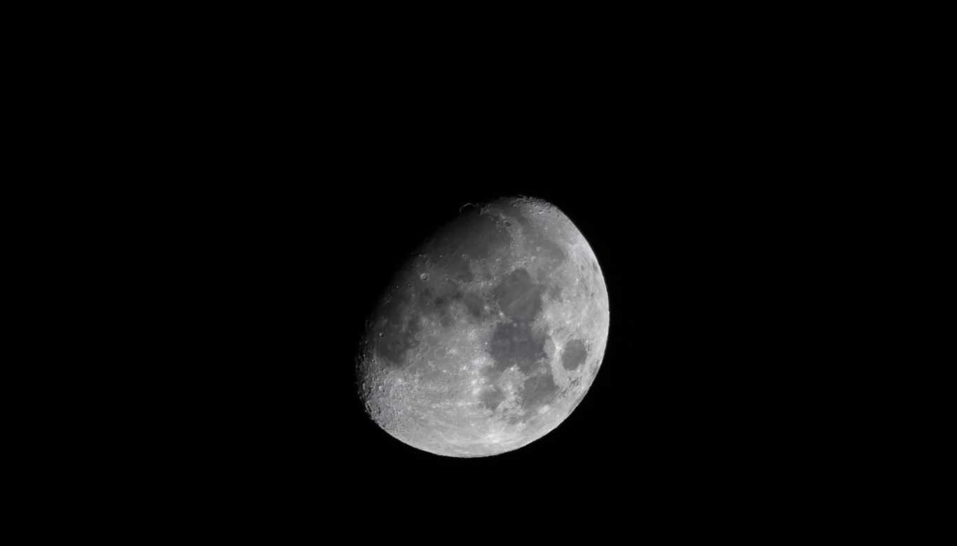 Erstversuch Mond
