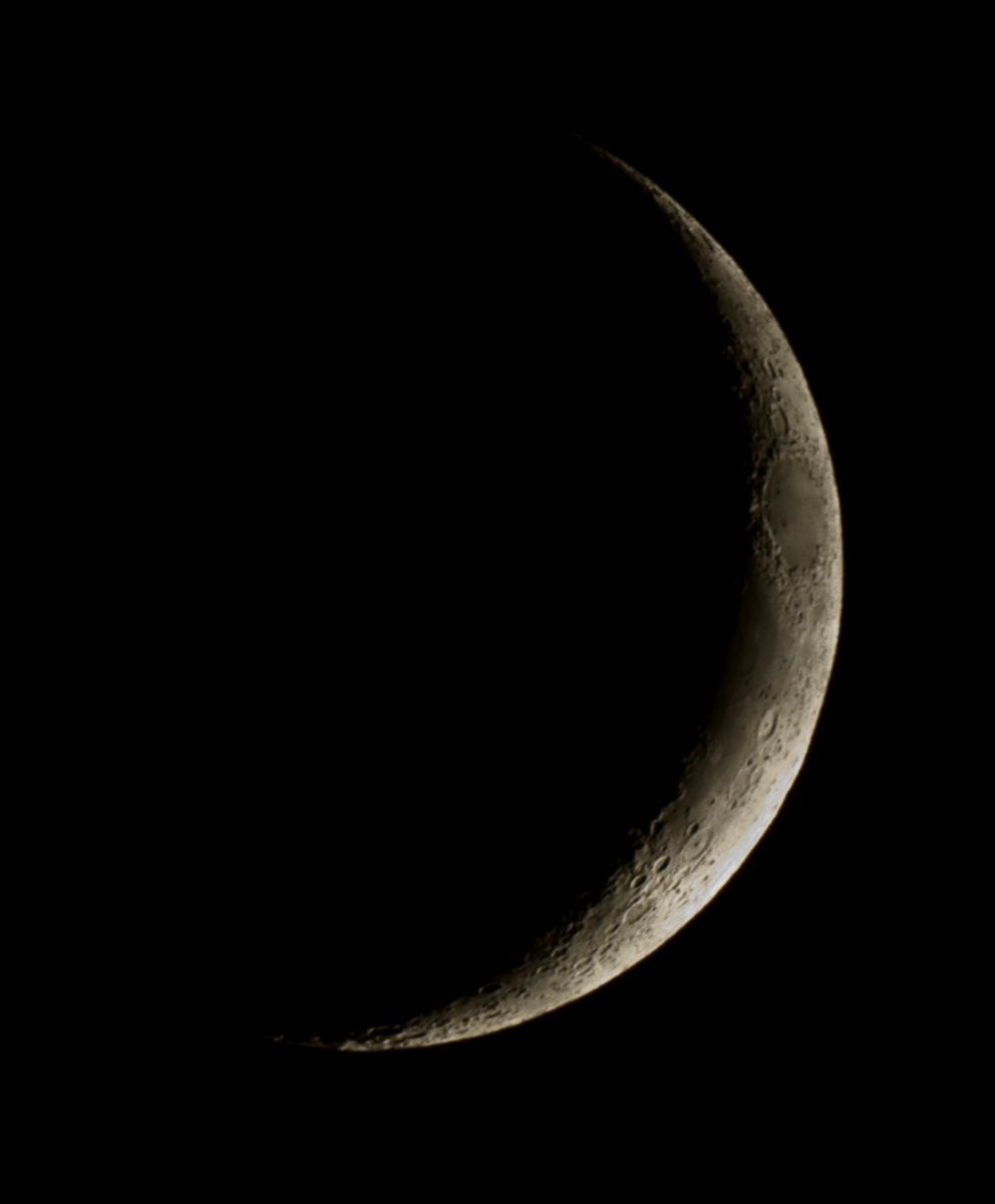 First ligt DSLR - Mond 29.3.09  Ein Bild