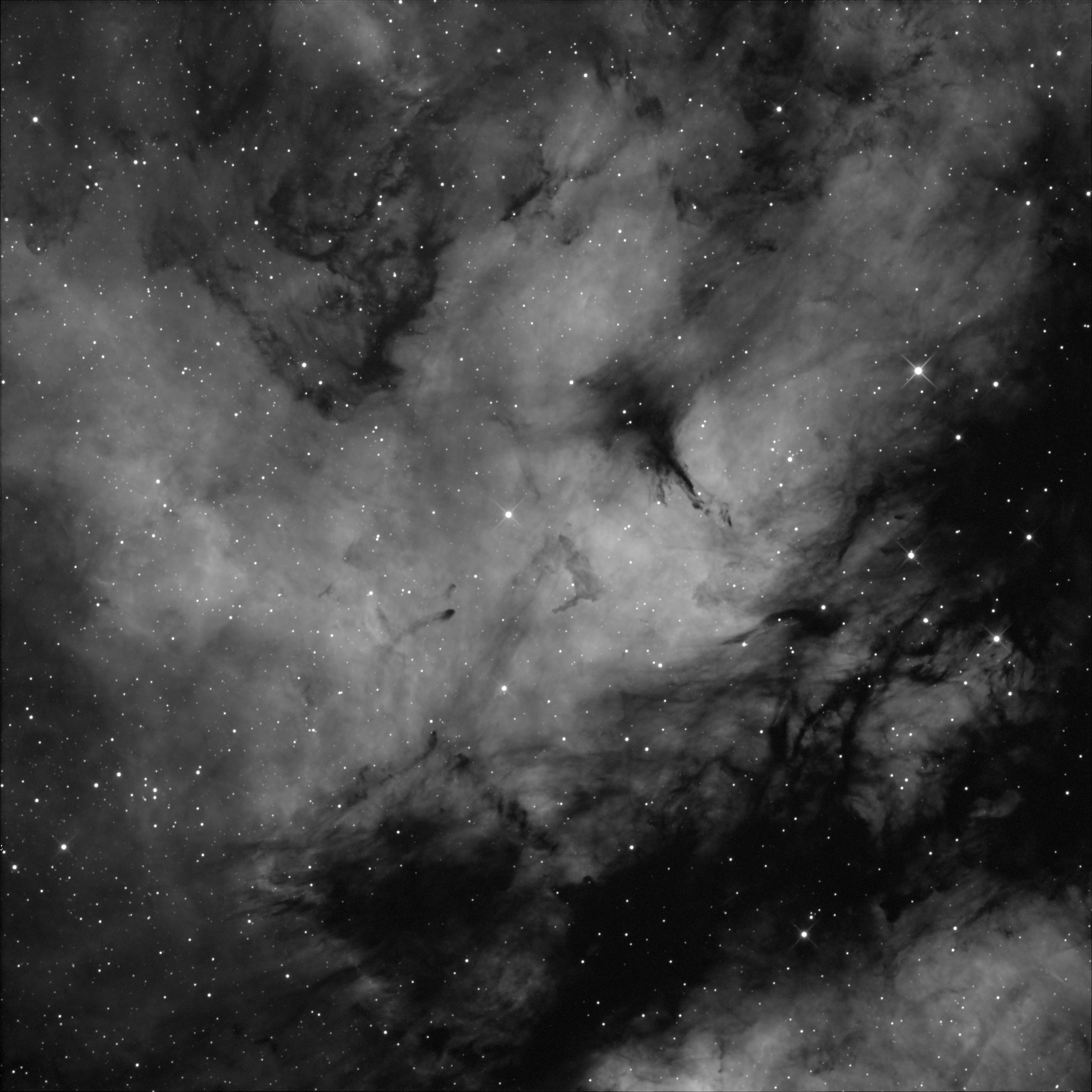 IC1318 Ha  Test Atik 4000