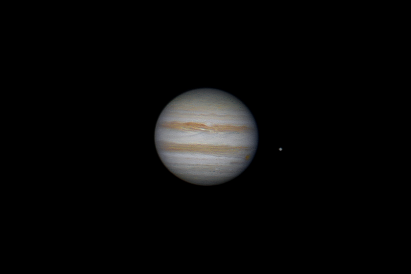 Jupiter mit Mond Europa.png