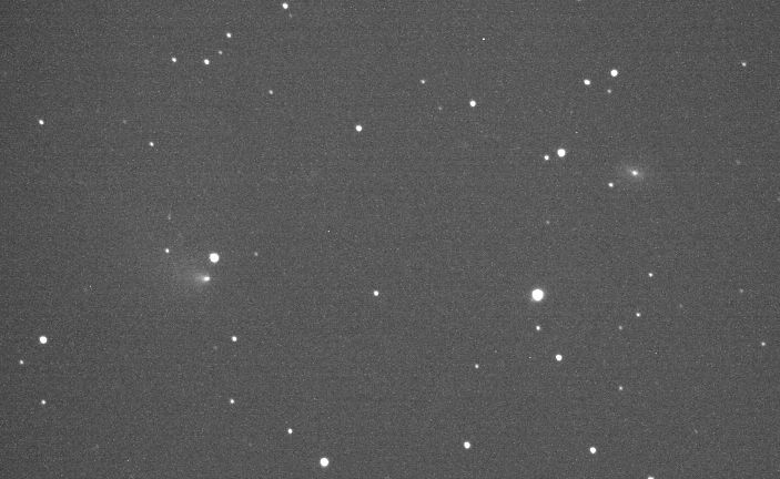 Komet C_2011 L4 PANSTARRS und Galaxie UGC 9691 am 31_08_2013 23_03 MESZ Ausschnitt.jpg