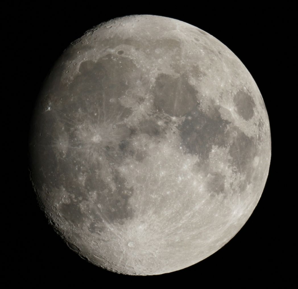 Luna6-27-03-10.jpg