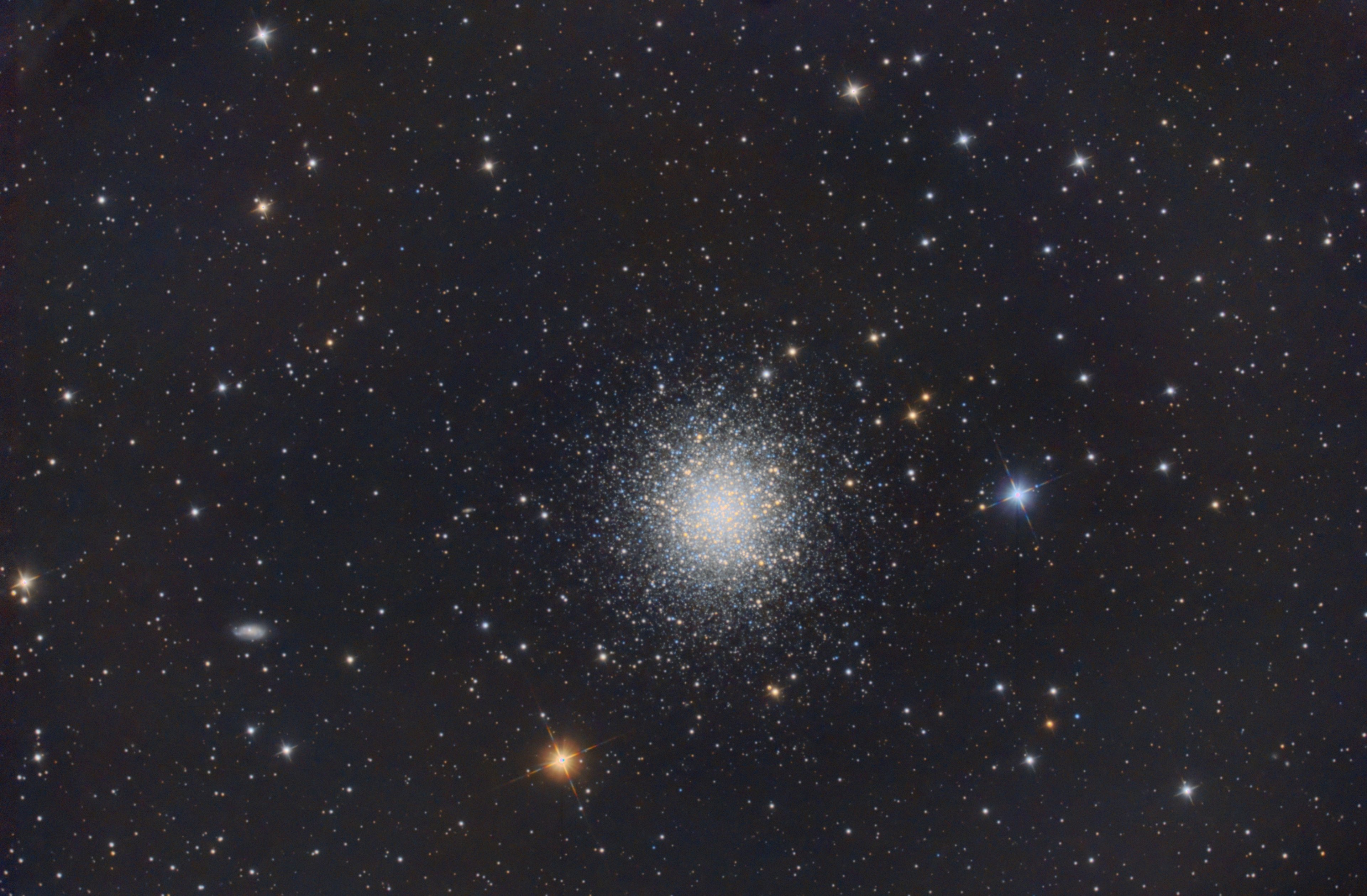 M13_Siril_GraXpert_ABE_ABE.jpg