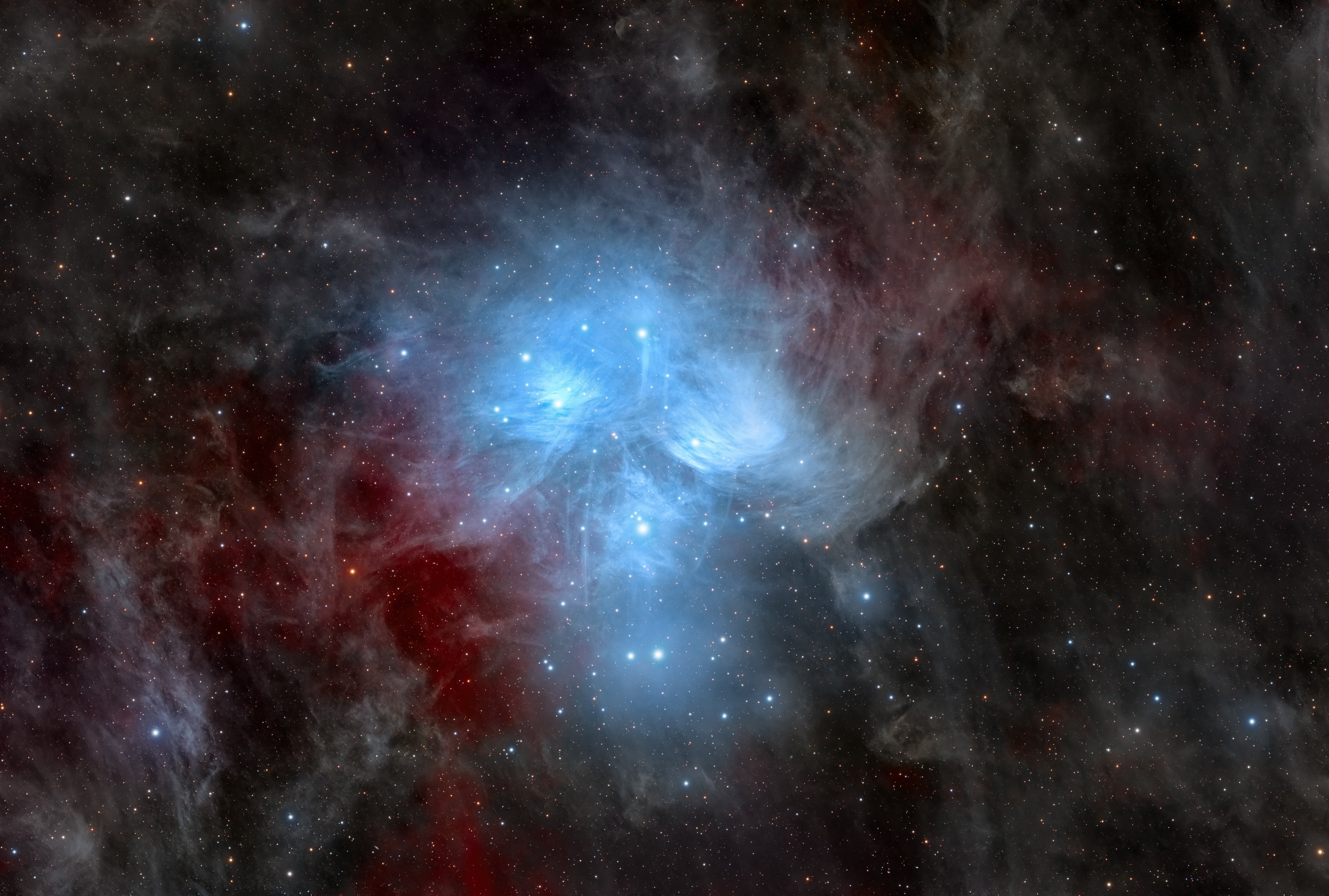 M45 mit einem Schuss Halpha ;-)
