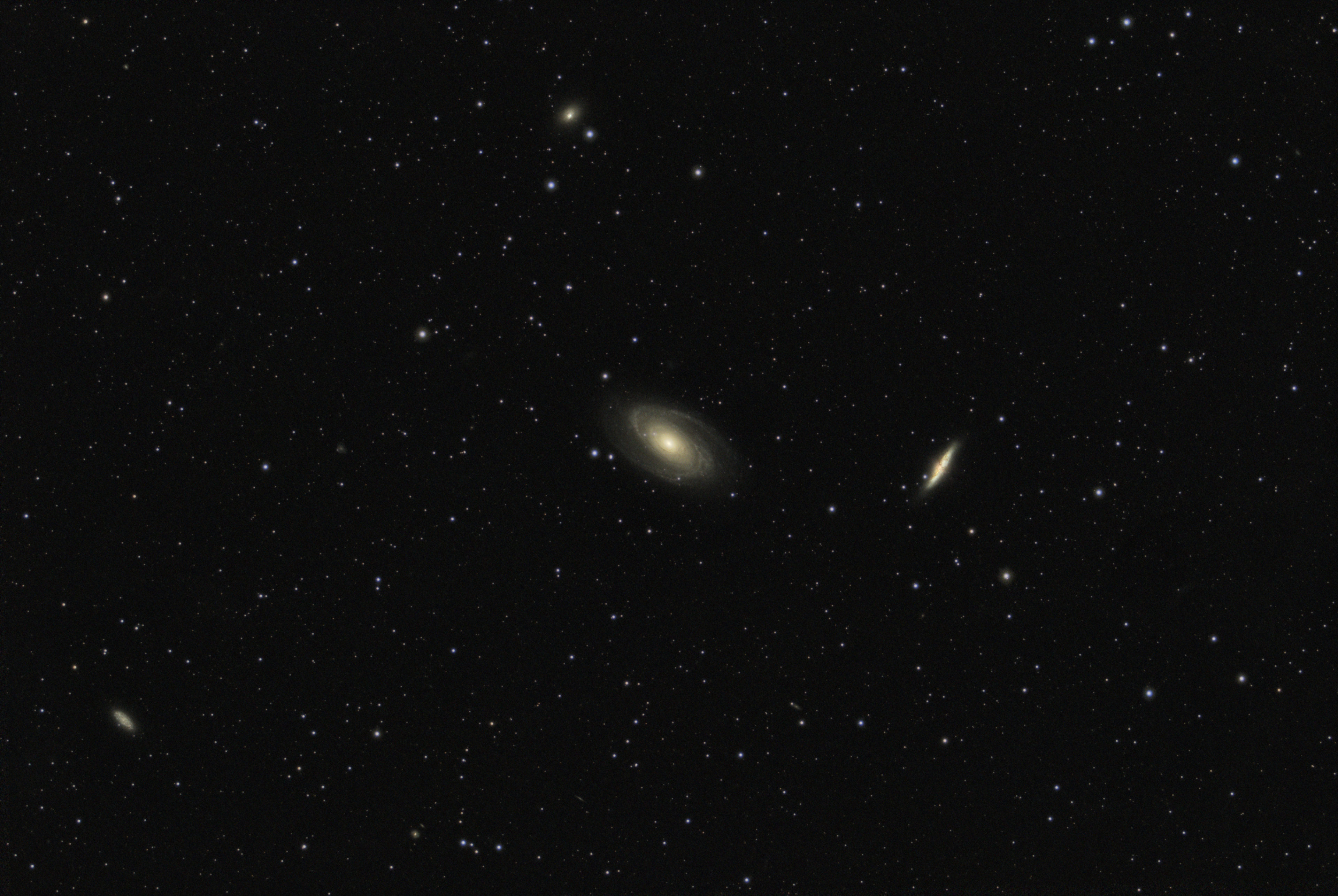 M81_.jpg