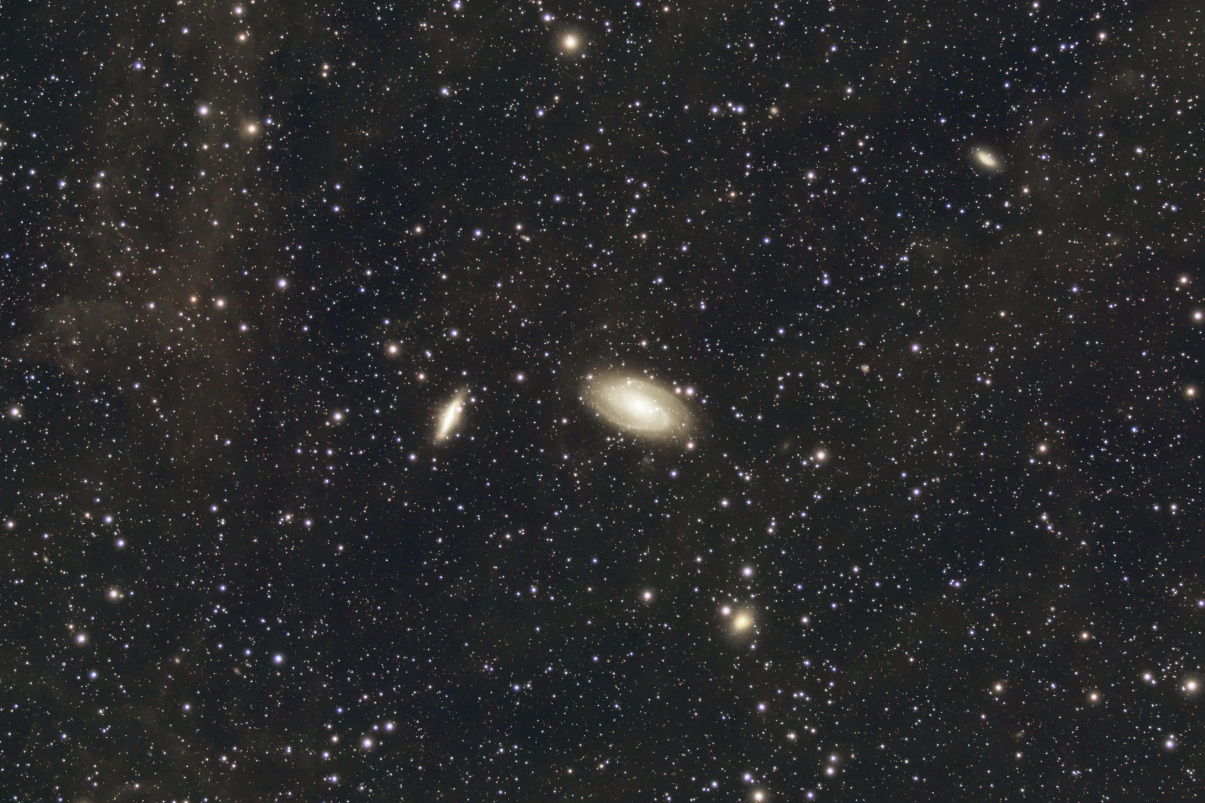 M81_5_230mm_f4-5_iso3200_180x50sec.jpg