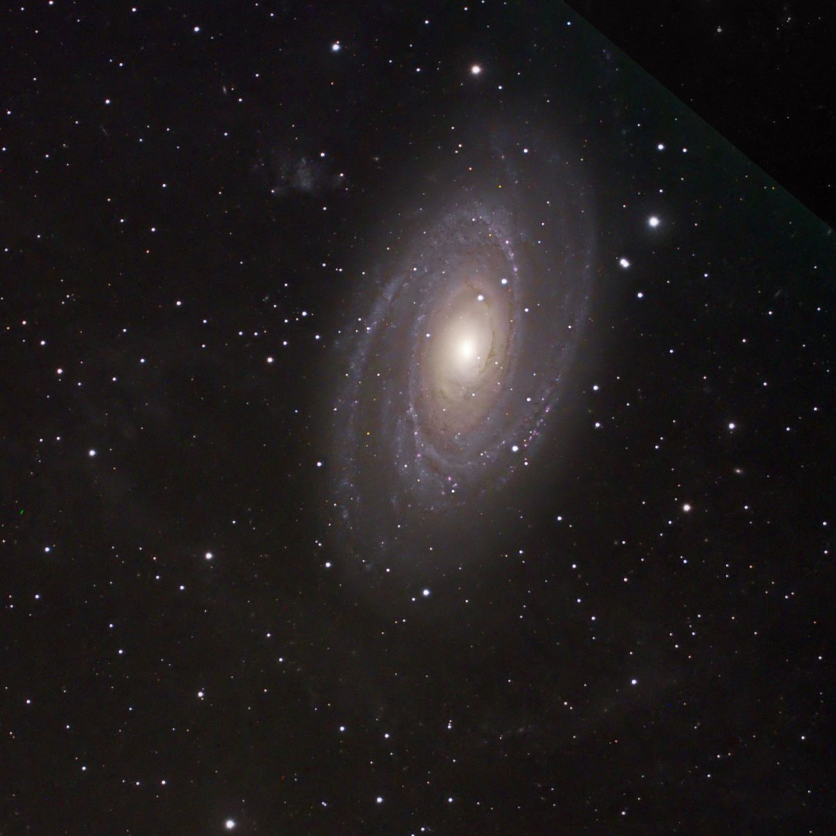 M81_Farbe.jpg