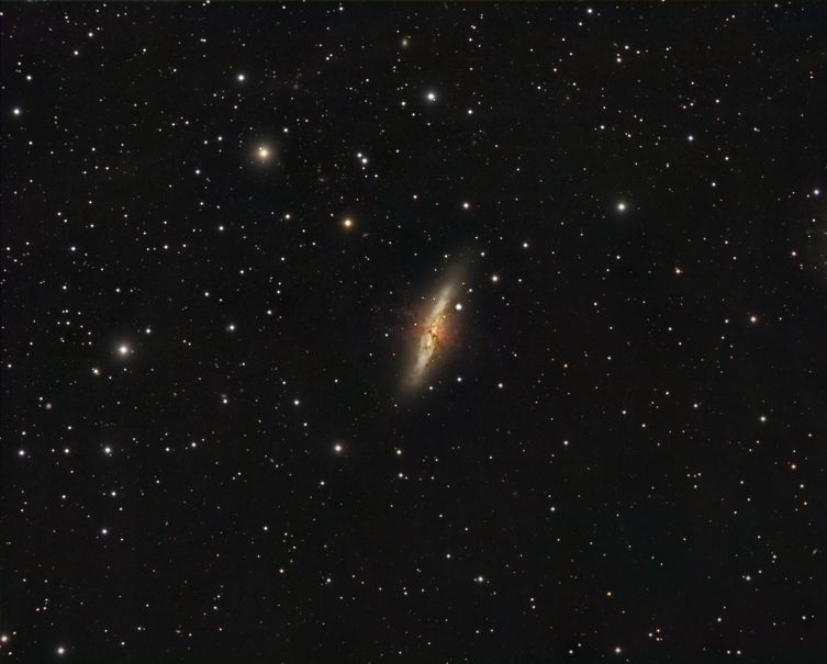 M82_L-RGB.jpg