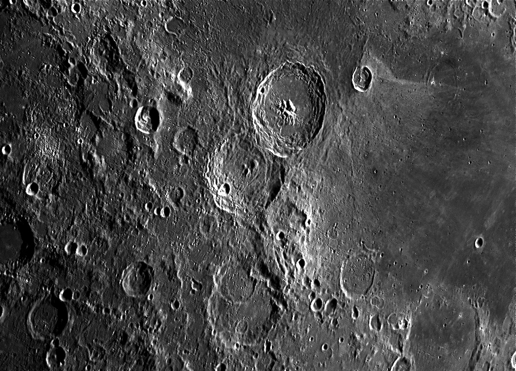 MareNectaris mit Theophilus, Cyrilus, Catharina und Mädler