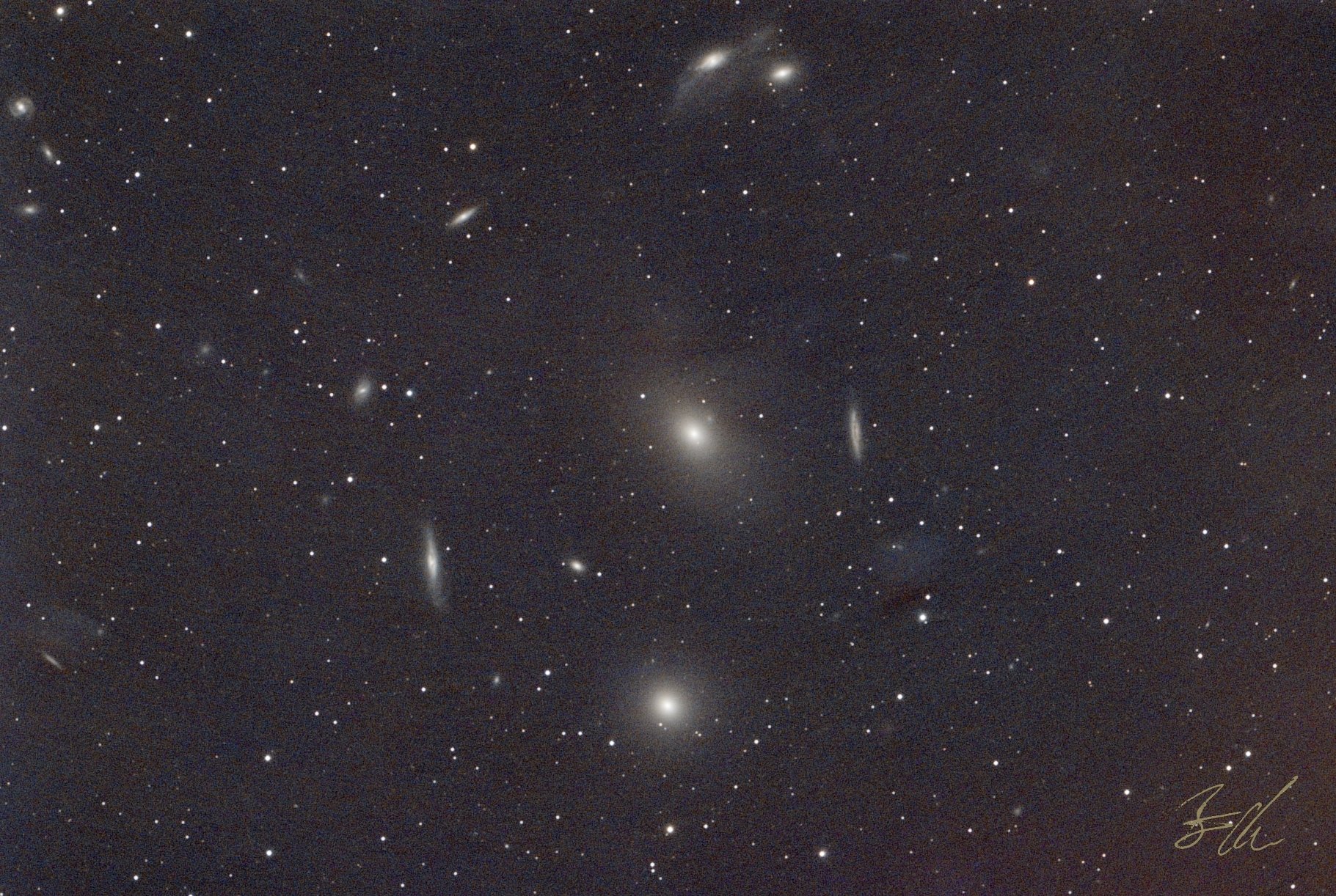 Markarjanische Galaxienkette um M86 und Nachbar Galaxien