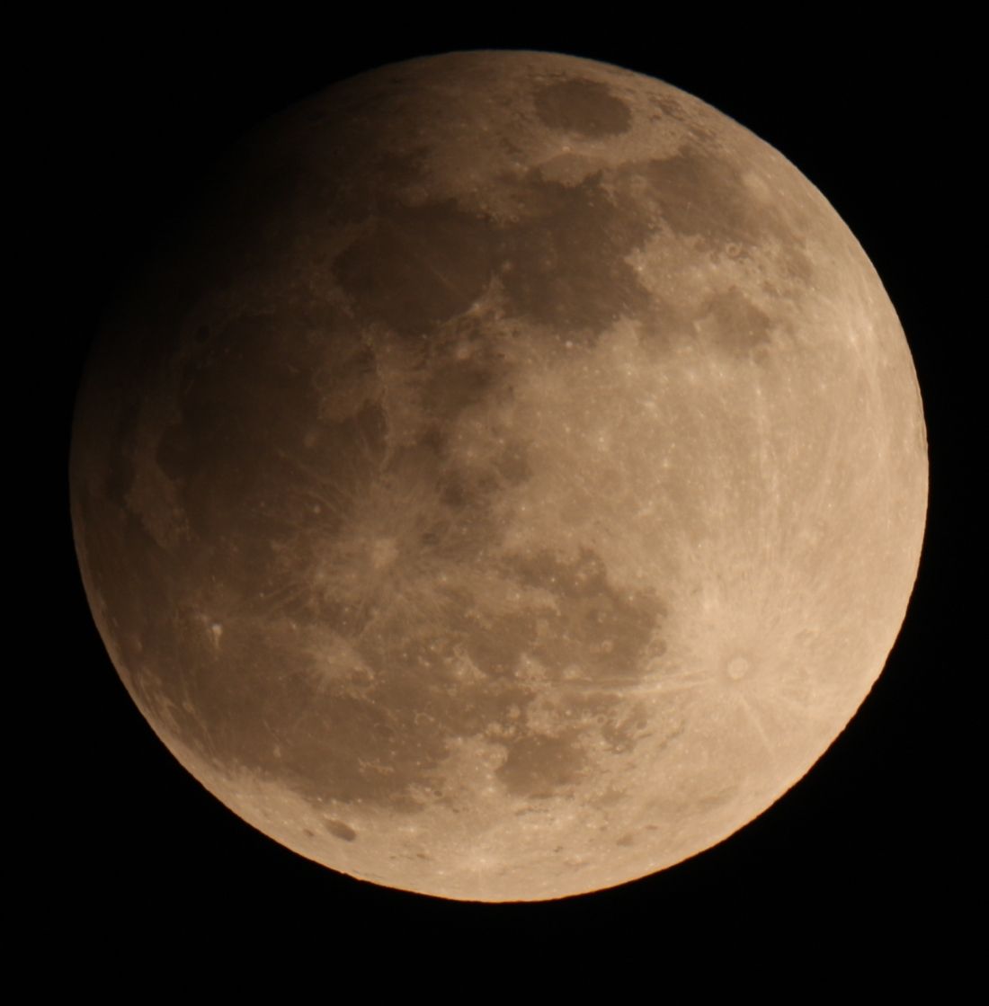 Maximum Mondfinsternis 25_4_2013 22_08 MESZ verkleinert.jpg