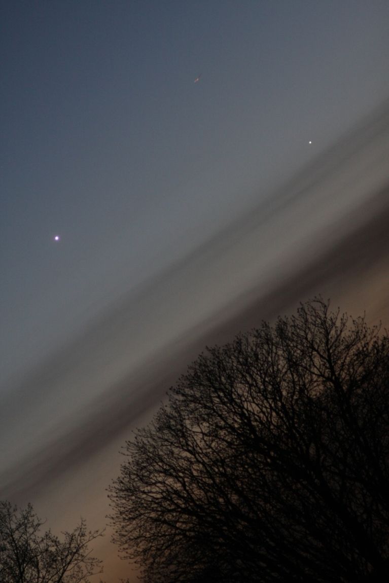 Merkur_und_Venus_am_Abendhimmel_1_4_2010_180mm.jpg