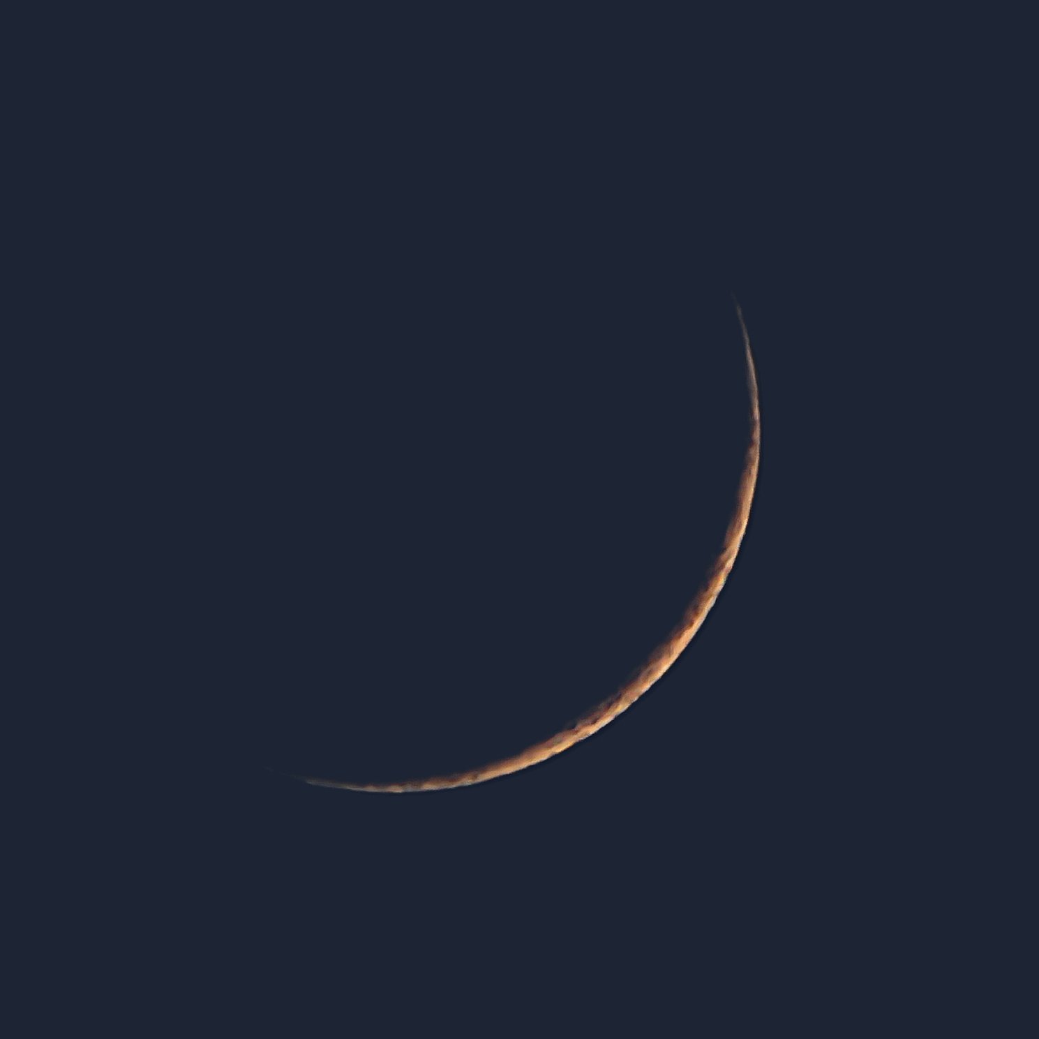Mond  3,3% zunehmend