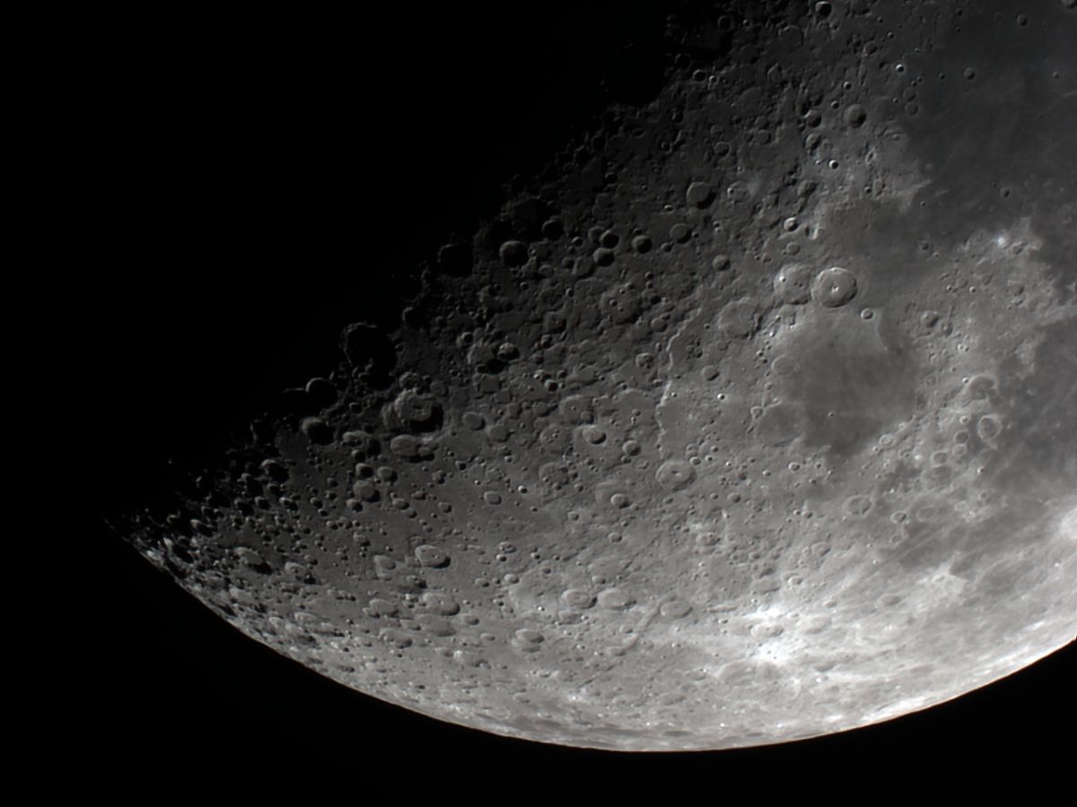 Mond - Bild1-  V480 T1-45s-median - 2x schärfen - 1x glätten.jpg