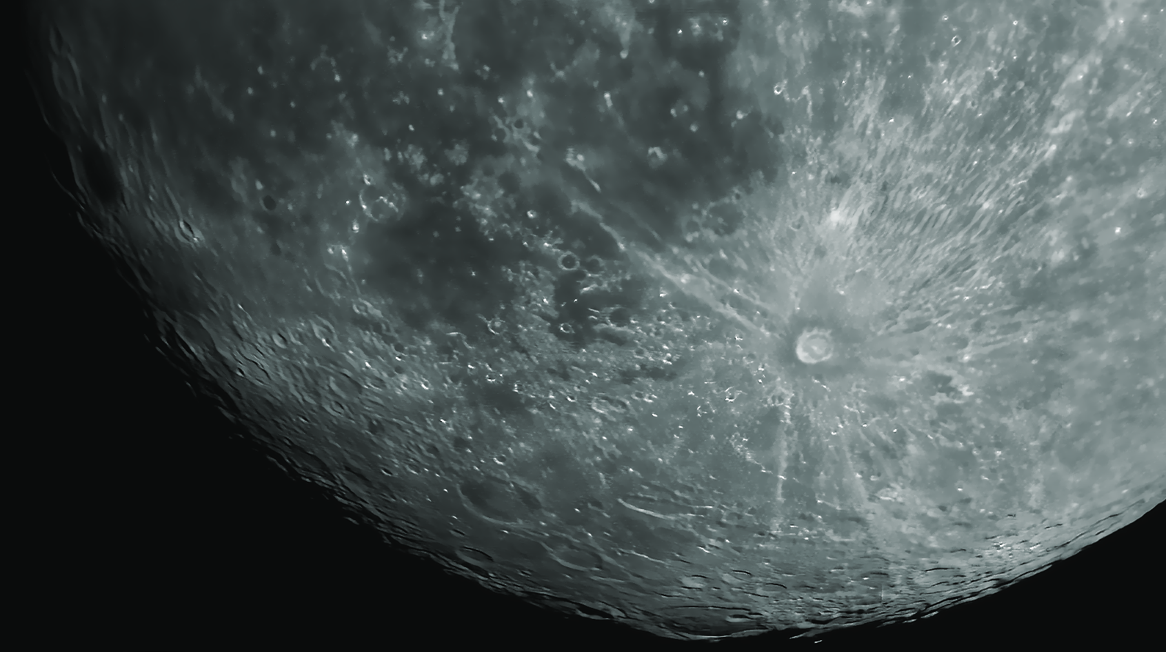 Mond Erde :  Krater Tycho