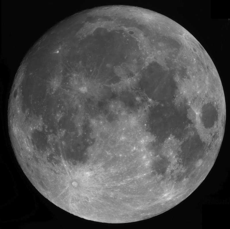 Mond im Skylux
