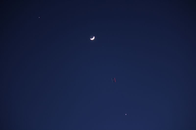 Mond, Jupiter, Venus und irgendein Objekt