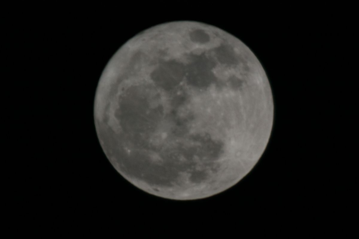 Mond Risig am Himmel 19_3_2011