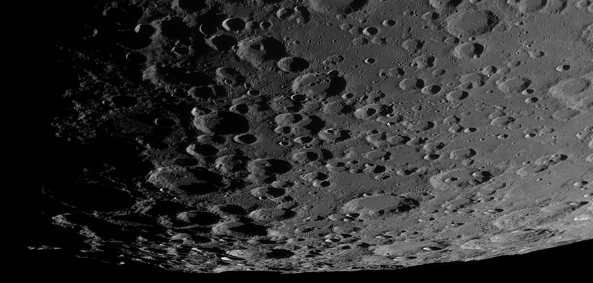 Mond-Sueden_190221_185411