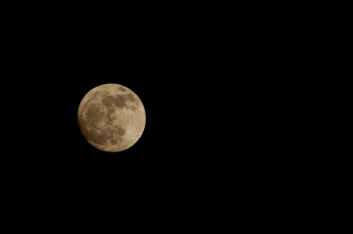 Mond vom 06.02.2012