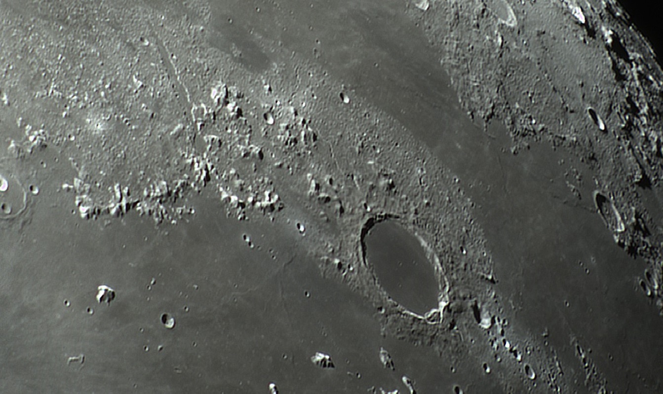 Mond300423Reg4.jpg