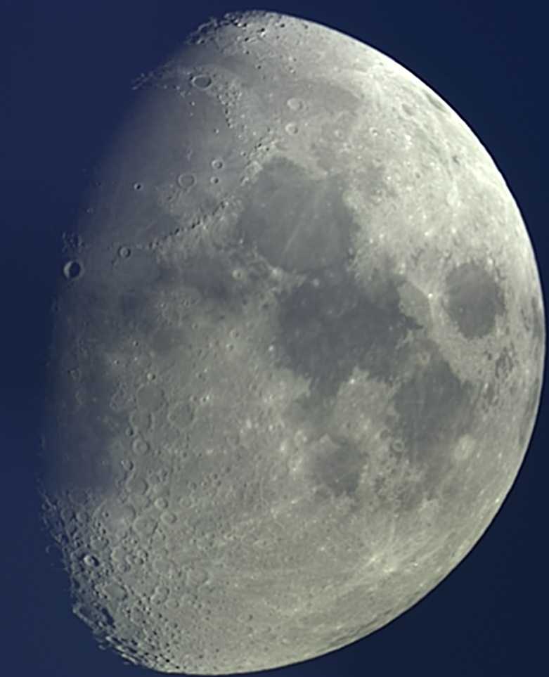 Mond_20140110_MosaikColor_Cropped.jpg