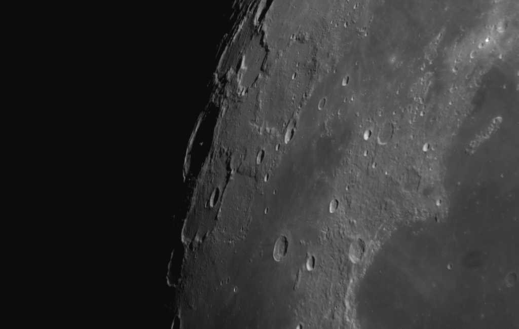 Mond_29_01_A.jpg