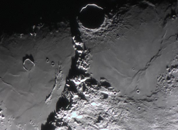 Mond_Erastothenes_20100323_14N.jpg