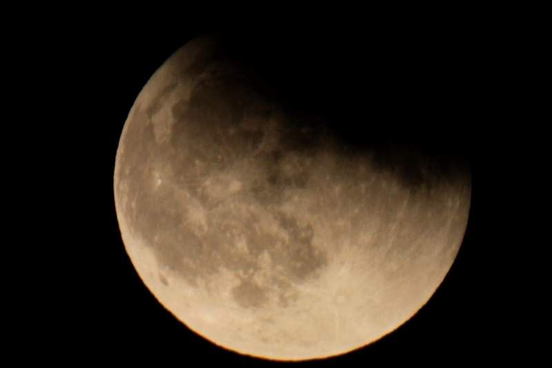 Mondfinsternis_10.12.2011-Bussian2.JPG
