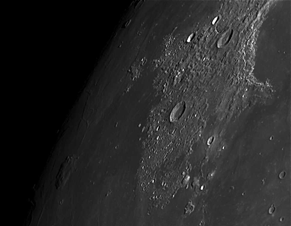 Moon_224614_lapl4_ap584_Drizzle15_1.jpg