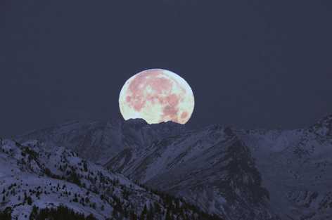 Moonset web.jpg