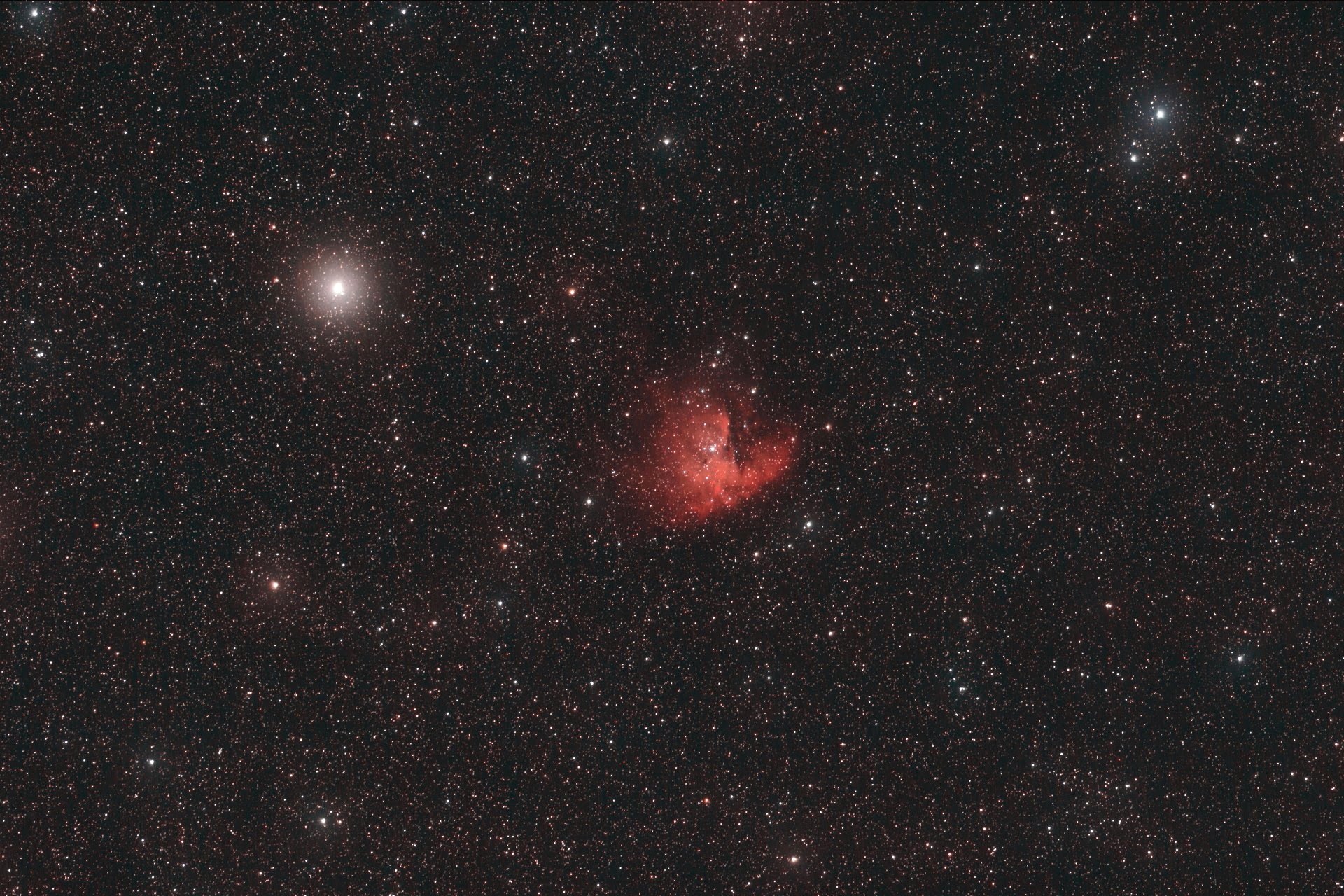 NGC 281 Pac-Man im weiten Feld