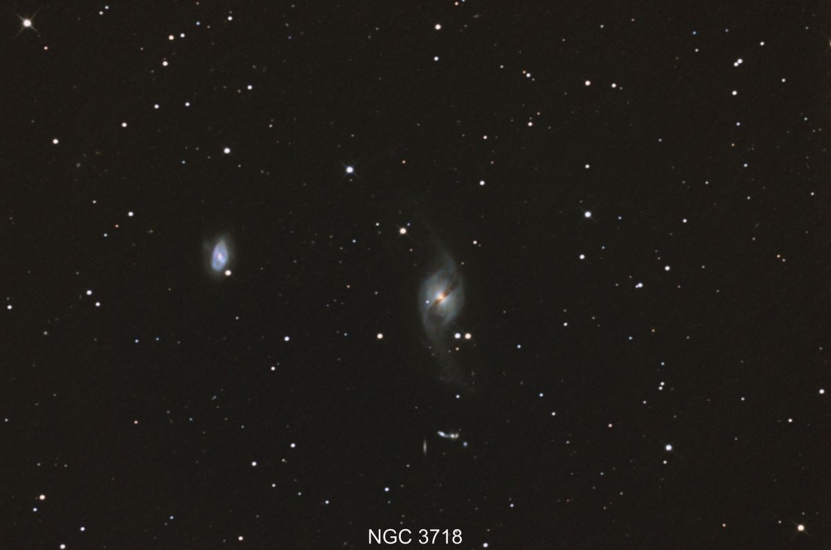 NGC 3718