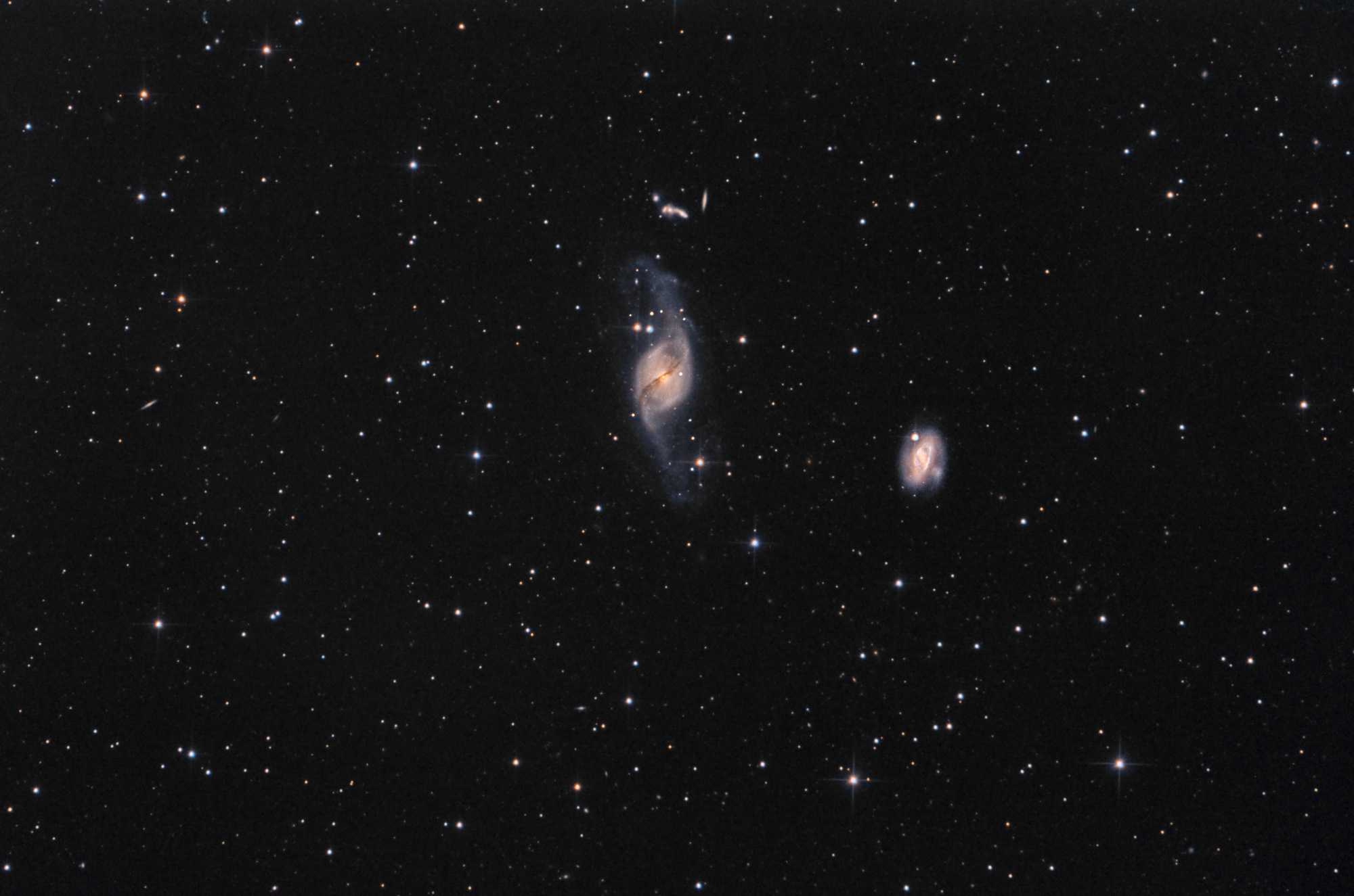 NGC 3718