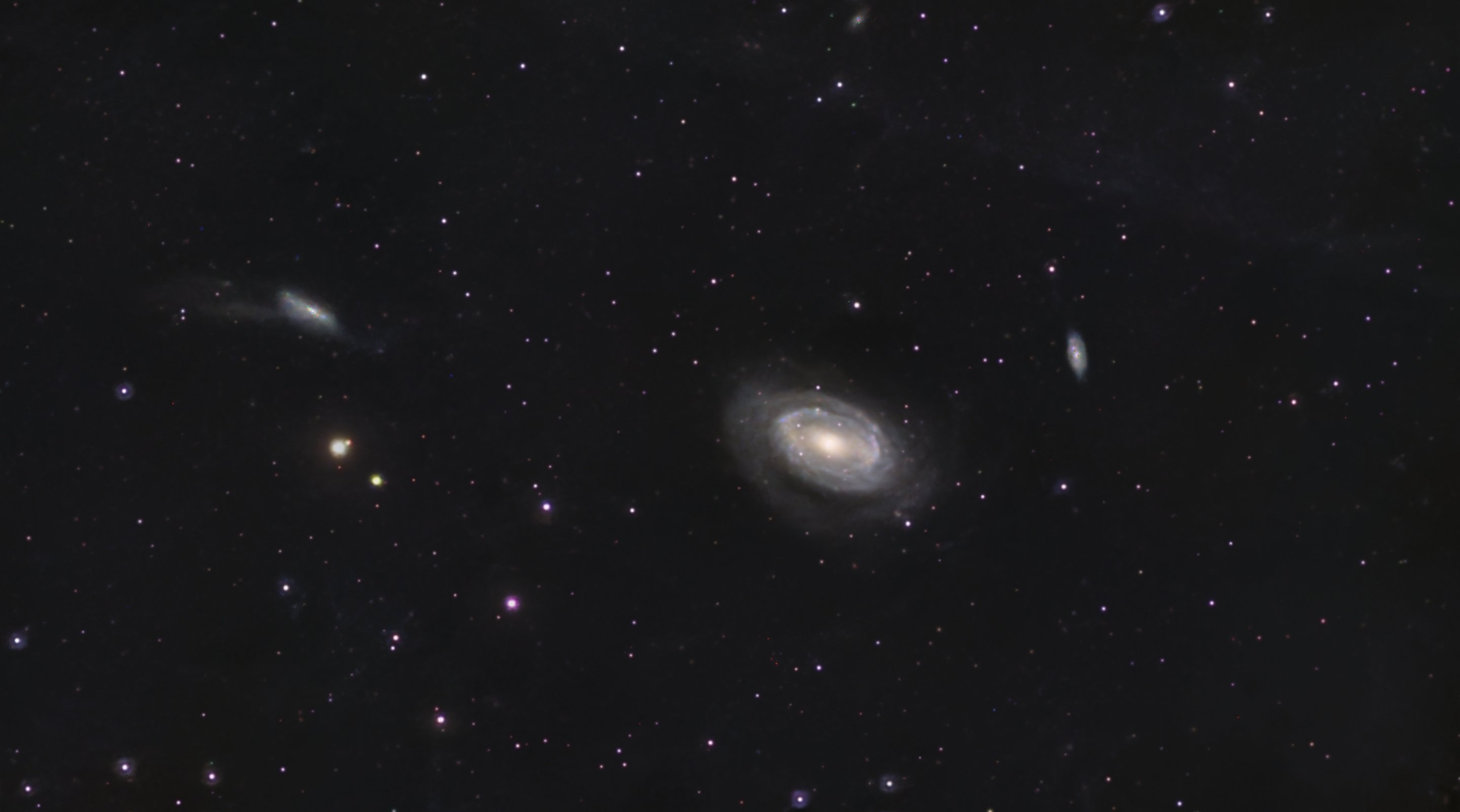 NGC 4725