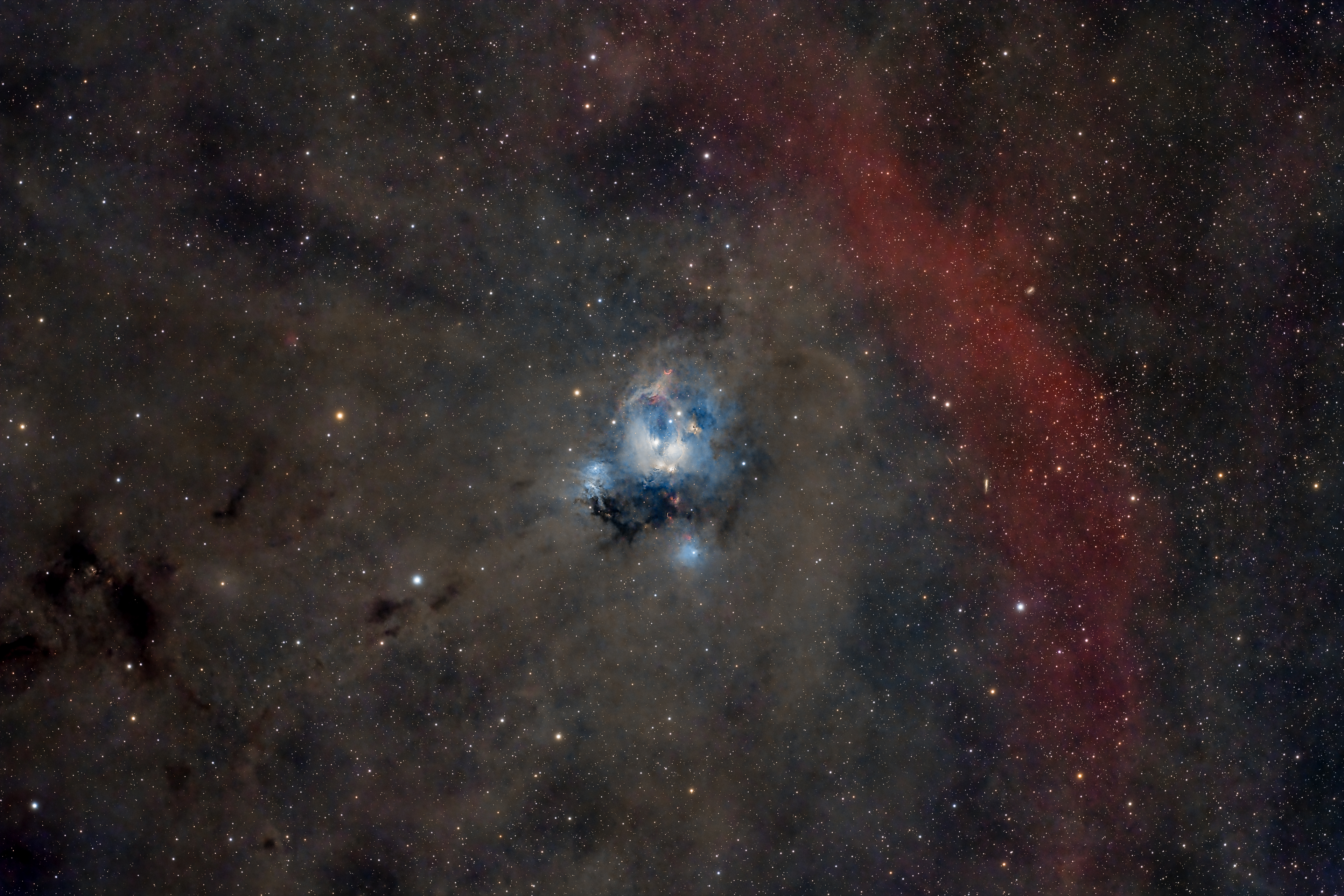 NGC 7129 Kosmische Rosenknospe mit Dunst und Ha Regionen