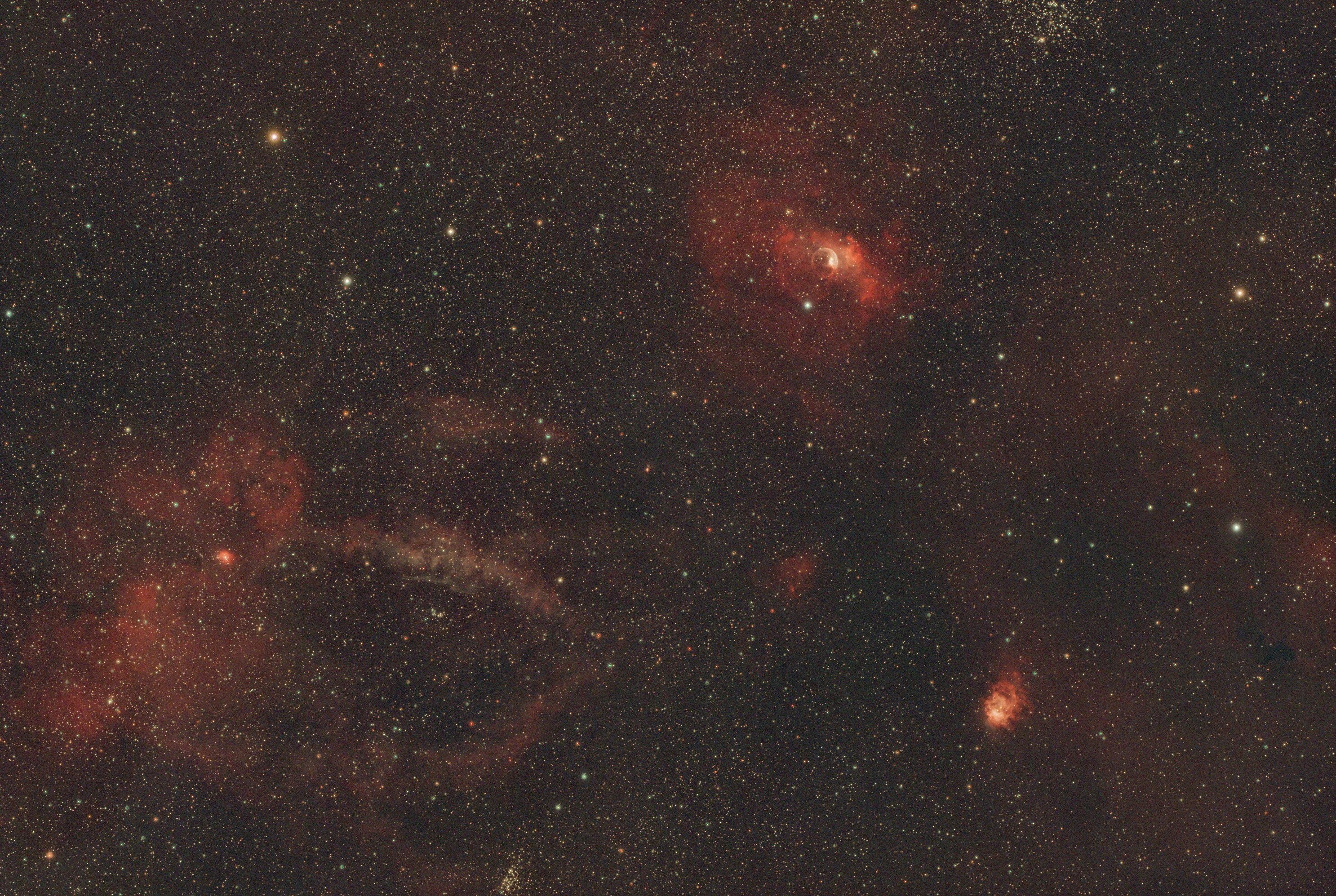 NGC 7635 6x EXPOSURE-300.00s bearbeitet mit "Lukomatico-Astrowizard"