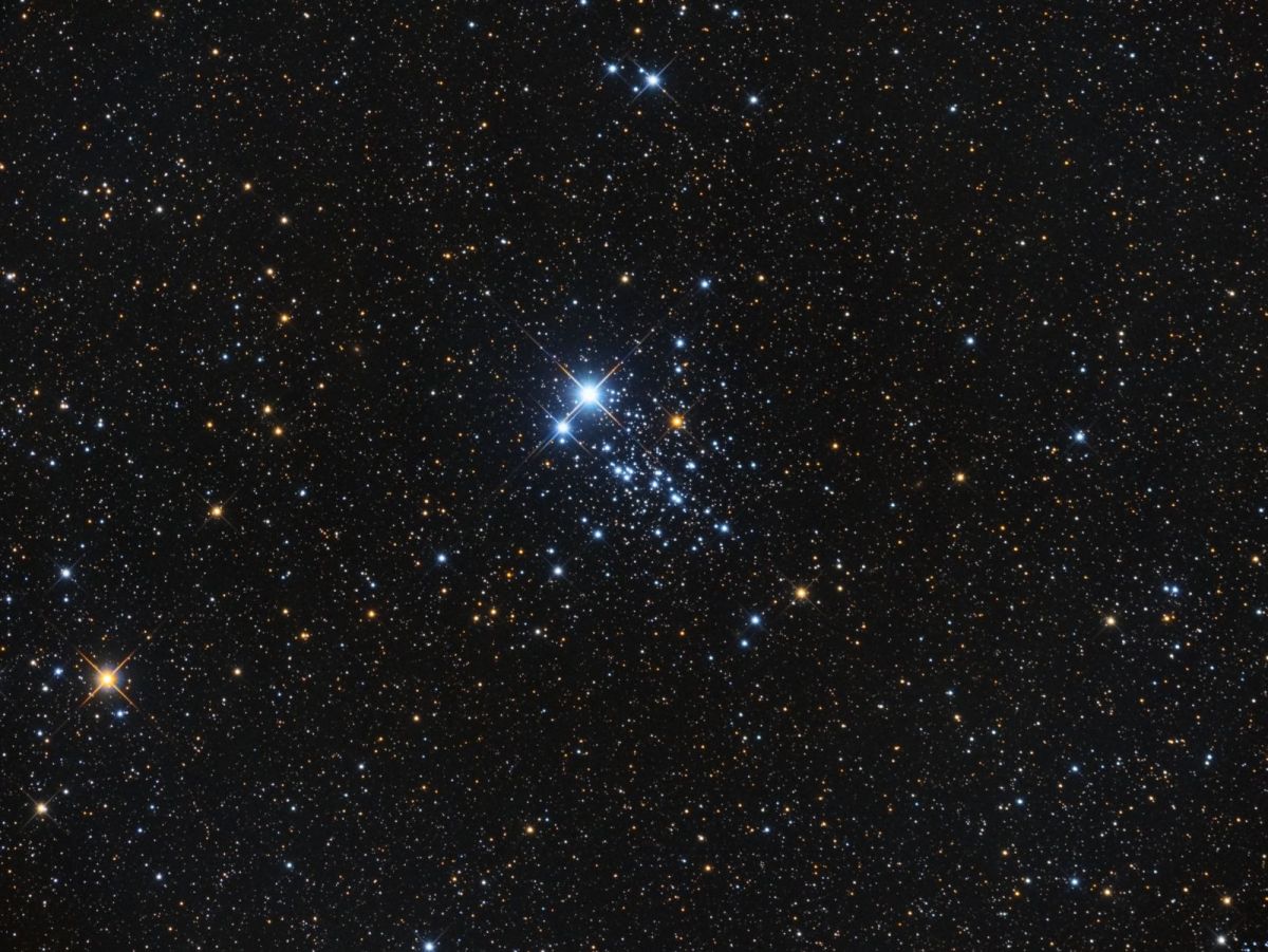 NGC457