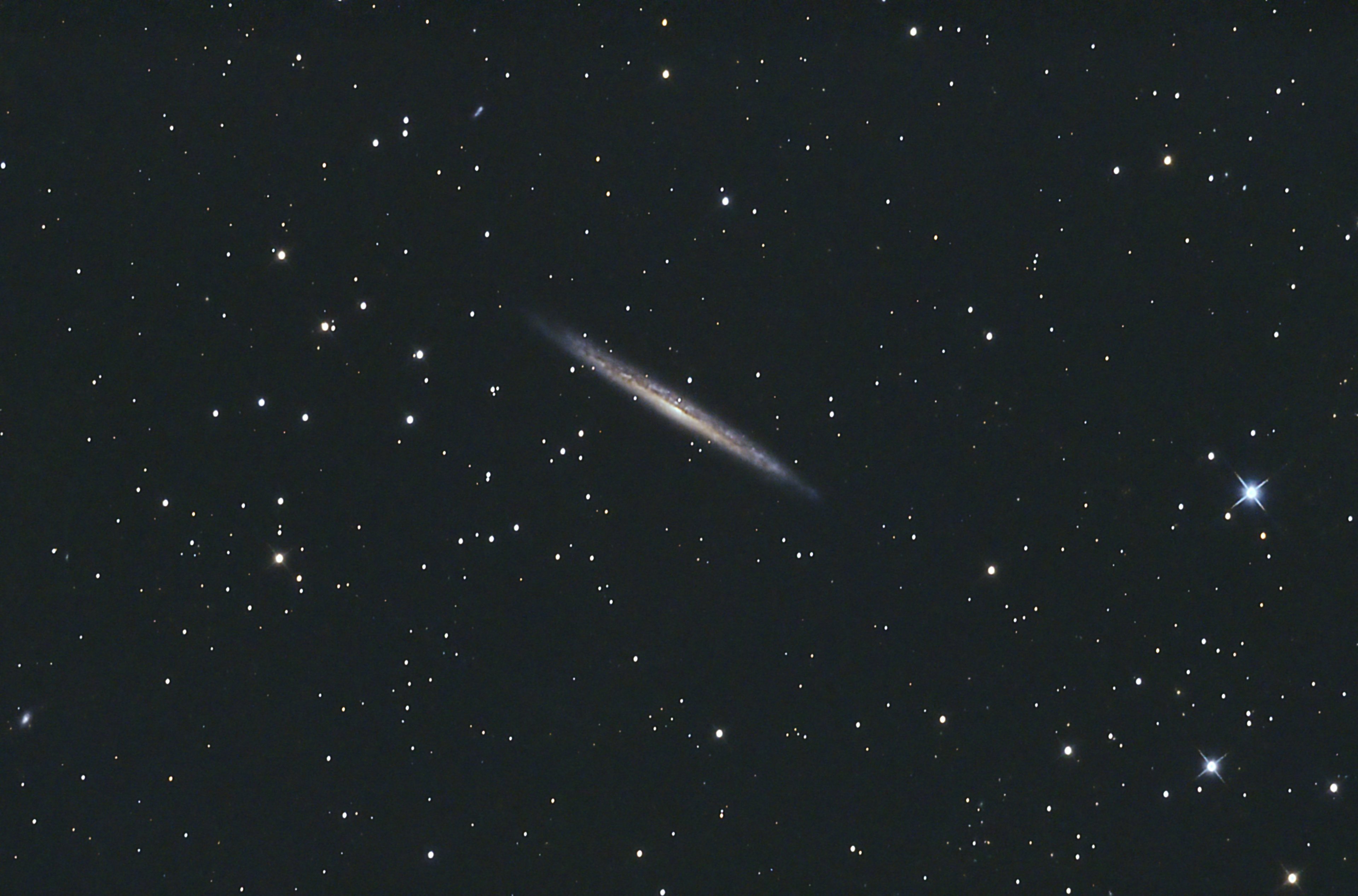 NGC5906GLX-Luminance-session_1-crop_GraXpert.jpg