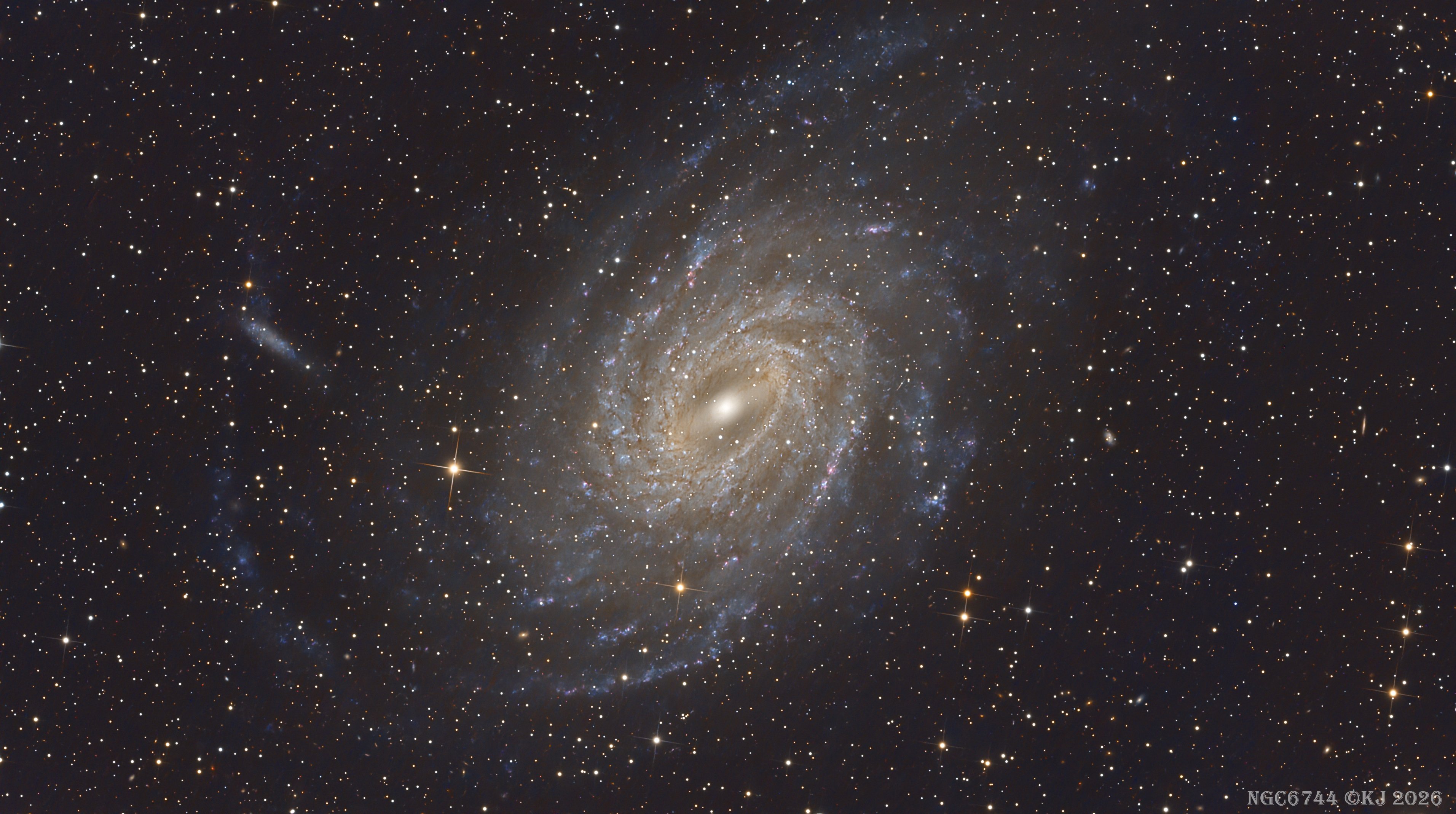 NGC6744.jpg