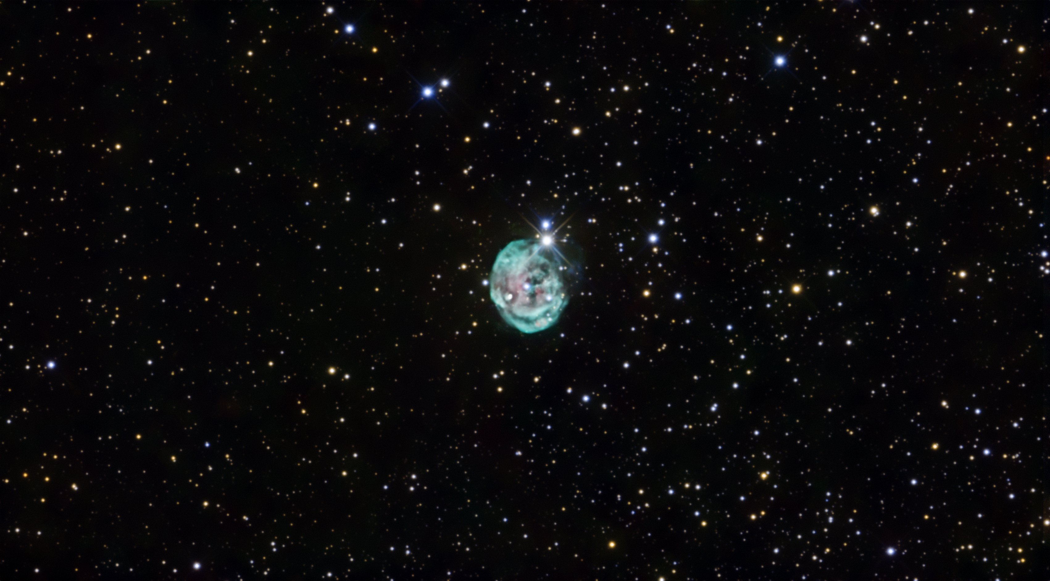 NGC7008_QHYminiCam8M_LRGBHaOIIISII_TSRC1264_36x20_170826.jpg